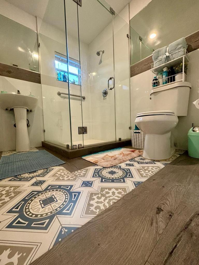 Nice Queen Bedroom - Best Location In Miami - Luggage Storage Service, Parking And Laundry Экстерьер фото